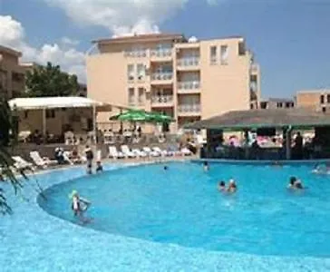 In Sunny Day 6 Apartman Napospart