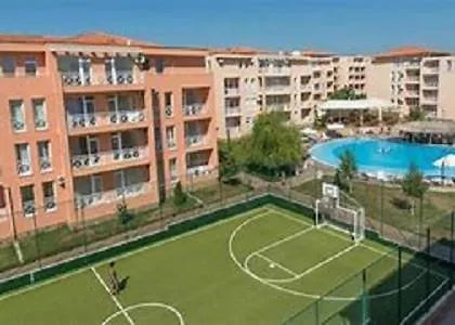 In Sunny Day 6 Daire Sunny Beach